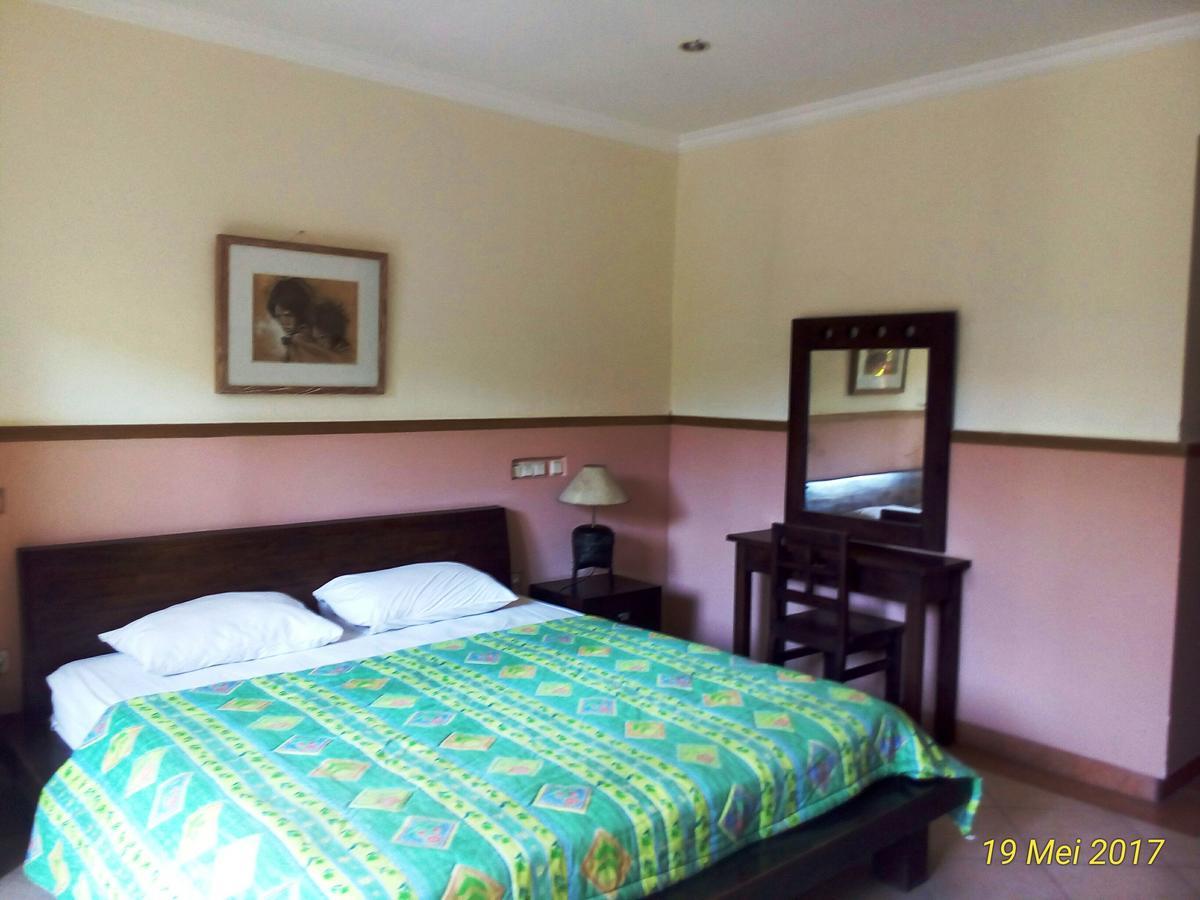 Pondok Alit Resort Seminyak Extérieur photo